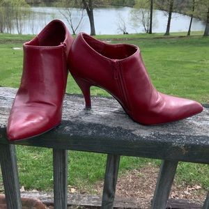 💜💜 Cato Red Bootie 💜💜